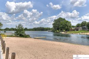 11305 W Lakeshore