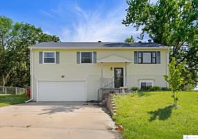 2115 Rock Bluff