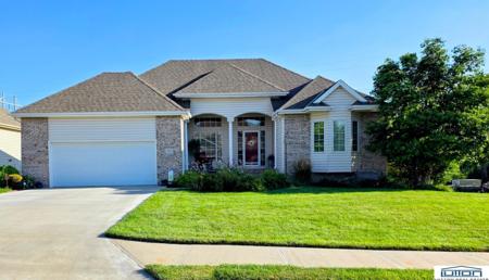 165 Eagle View