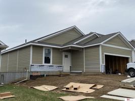 2206 Hedgeapple