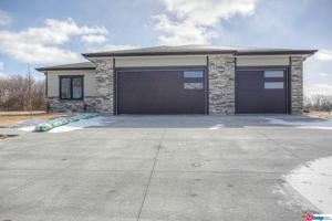 28019 W Valley