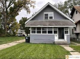 1721 Pratt