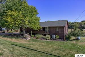 11254 W Lakeshore