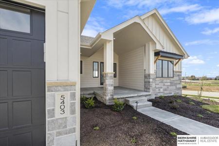 11002 N 171st