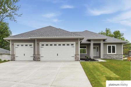 17214 Chalet