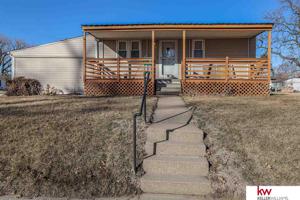 4504 N 13th