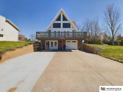 2214 Dunbar