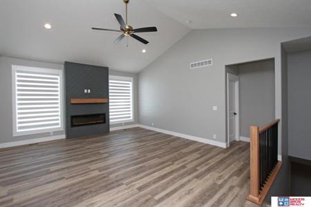 1022 N 105th