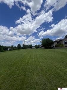 1704 Beaver Lake