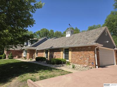 1924 W 8th