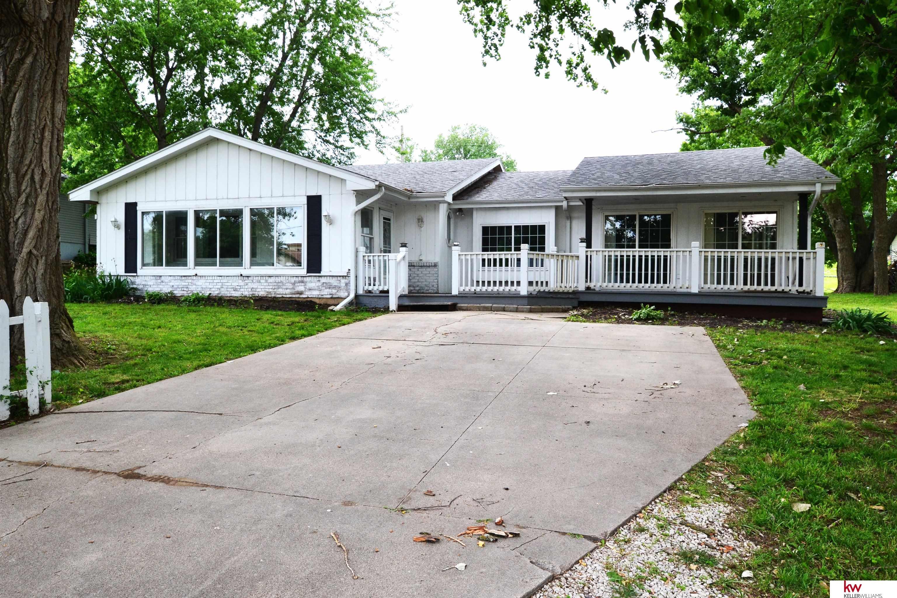 1031 Beaver Lake, Plattsmouth, NE lhrmls02201620