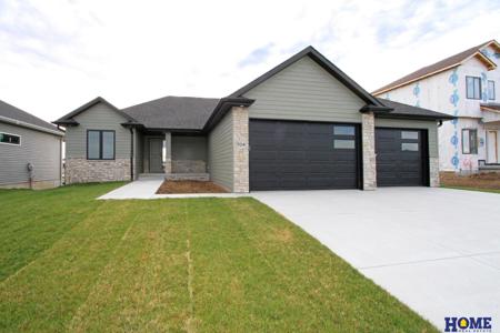 704 N 106th