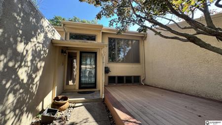 3087 S 160th