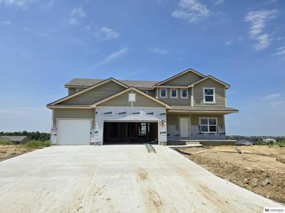 11212 N 172 St