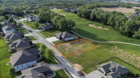 1401 Fairway