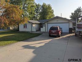 2734 Overlook