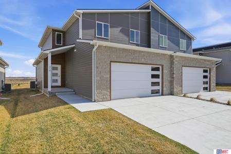 314 N 105th