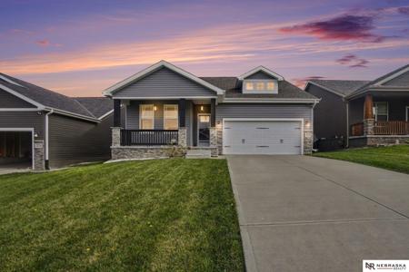 2212 Hedgeapple