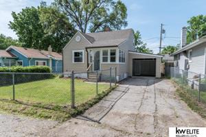 1545 Walker