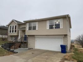 2107 Rock Bluff