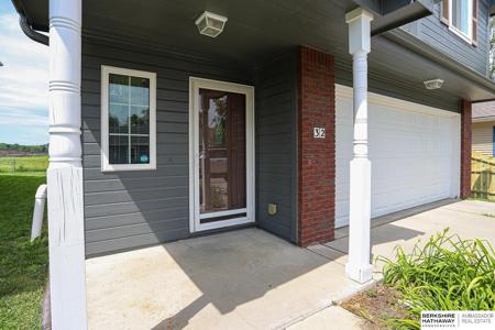 32 Huron