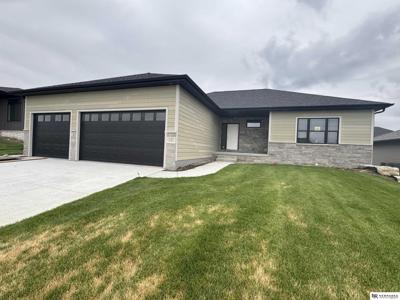 535 N 108th