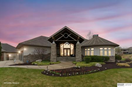 244 N Lakeview