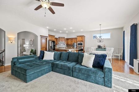 7645 Leawood