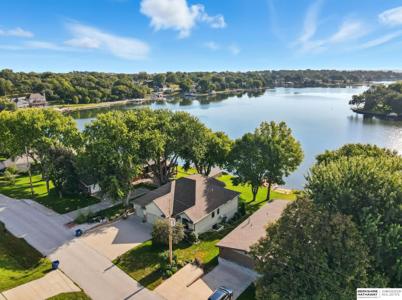 914 Beaver Lake