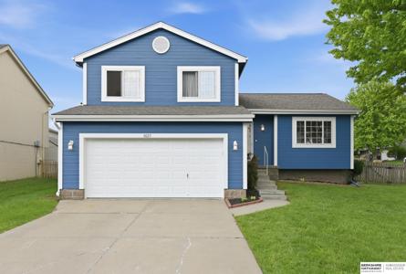 8023 Howell