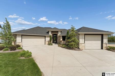 28401 Laurel