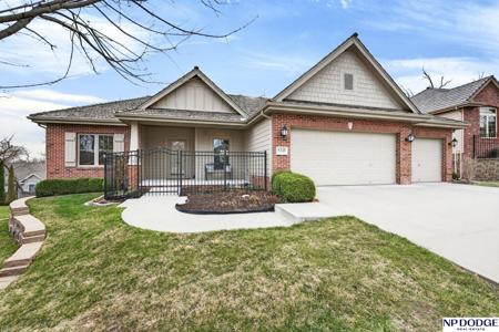 4735 S 154th
