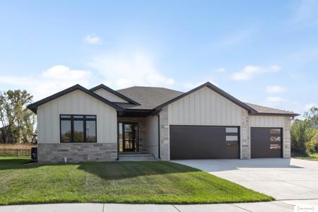 1325 Fairway
