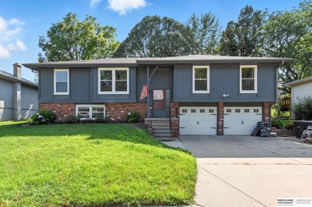 1424 N 146th