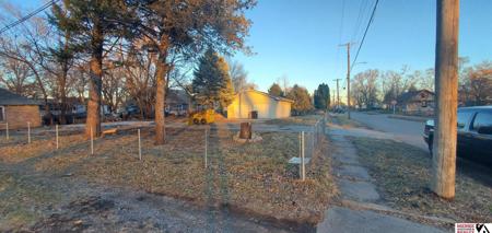 4704 N 14Th
