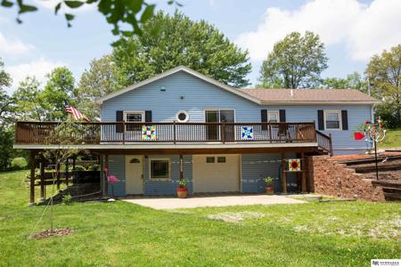 8302 Howe