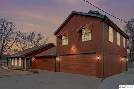 2166 E Lake