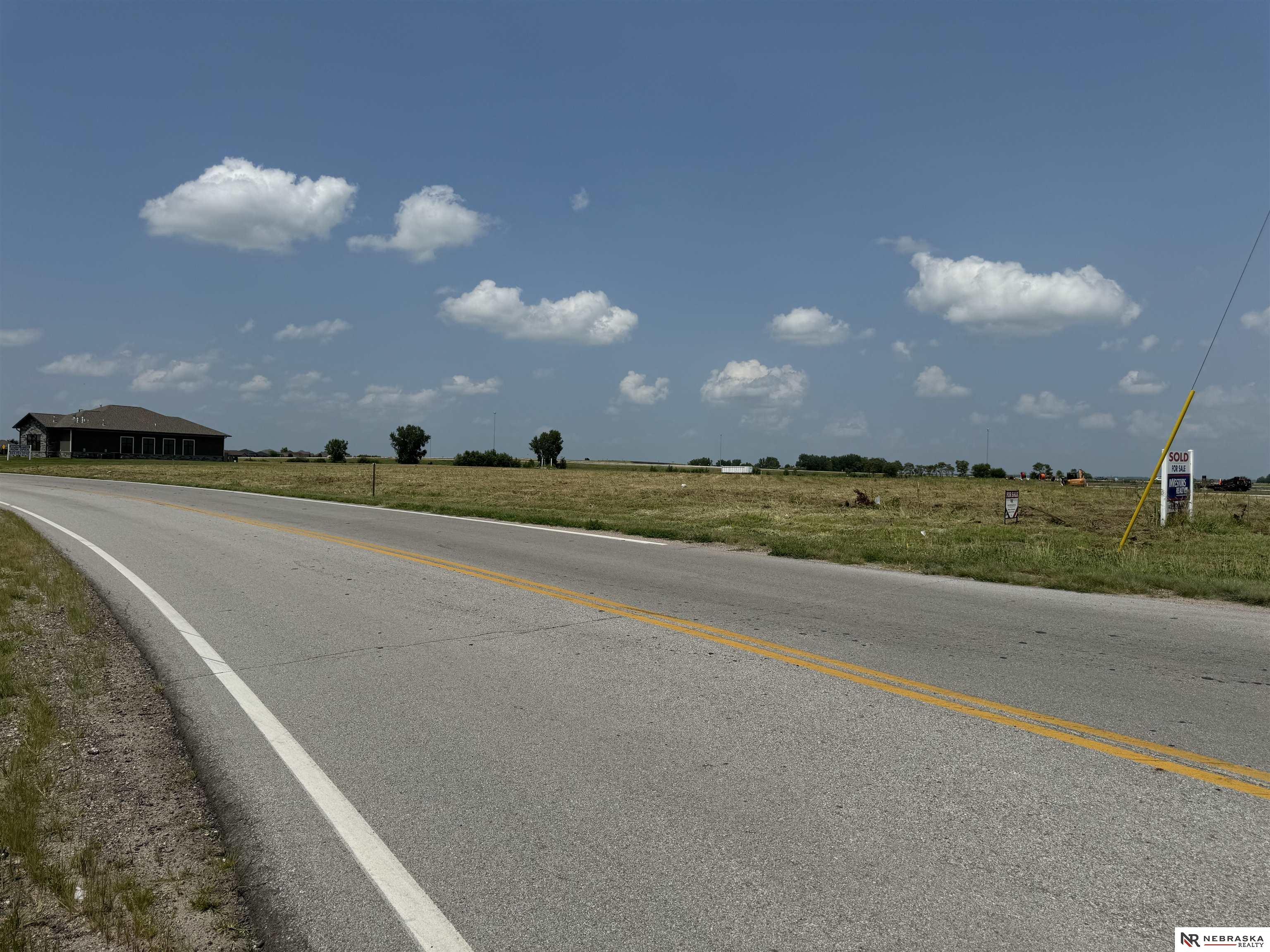 Image 2: Great Hwy Access
