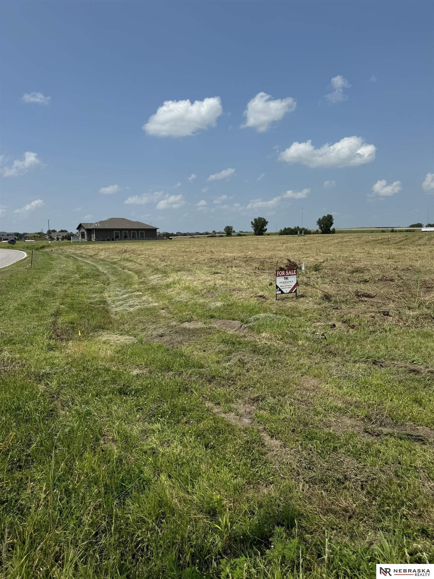 Image 3: 1.81 Acres