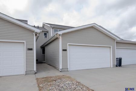 550 Lakeside