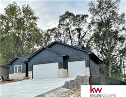 819 Beaver Lake