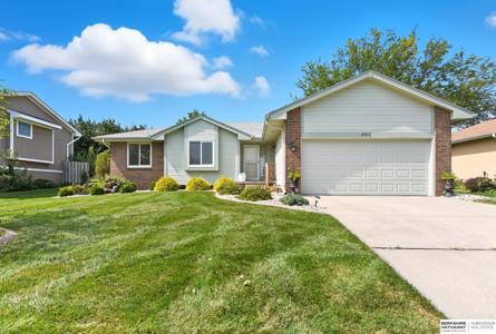 4386 S 154th