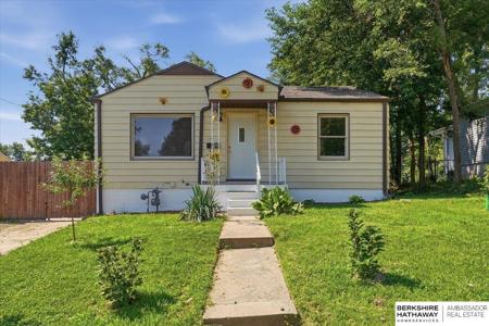 1713 Hill