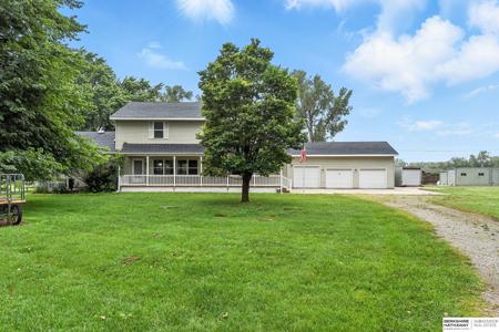 2790 Big Island
