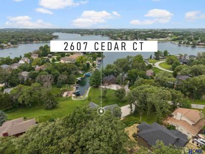 2607 Cedar
