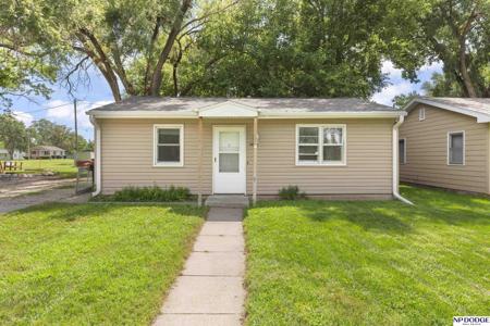 725 W Jackson