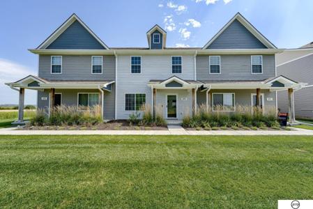 2259 N Aaron