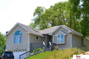 821 Beaver Lake