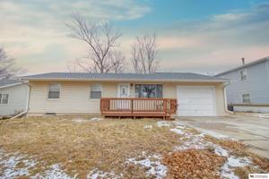 915 Pleasant