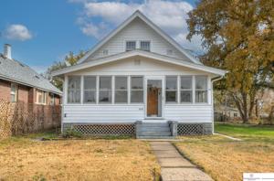 4511 N 16